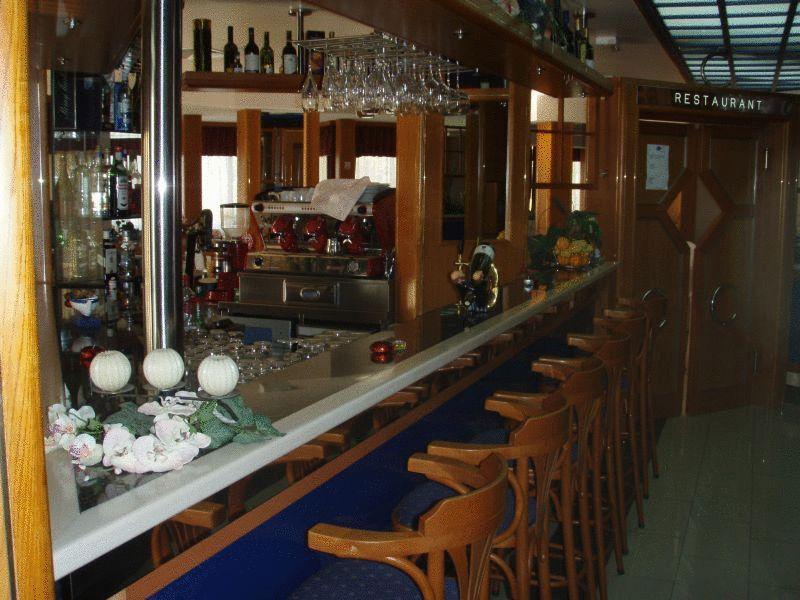 Hotel Conte Promajna Buitenkant foto